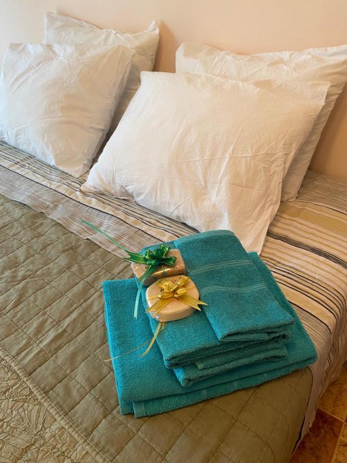 Comfortable Guest Room With Balcony Beniarjo エクステリア 写真